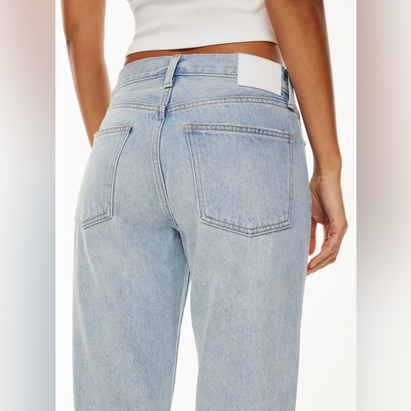 Aritzia Denim Forum The '90s Joni Lo-rise Loose Jean, size 30 - Picture 5 of 13